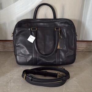 Never used w/tag- Classic Coach Men’s Commuter bag